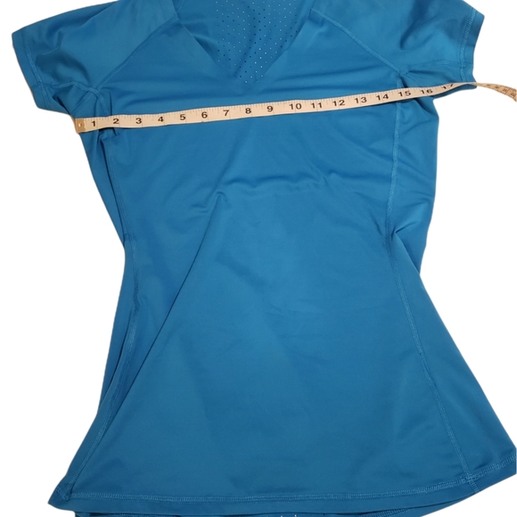 Nike Womens Pro Medium Workout Shirt - Picture 2 of 3